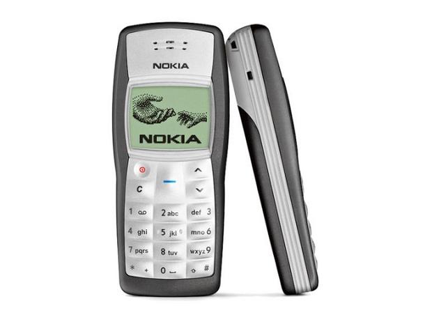 「Nokia 1100」
2003年発表

　徹底的にシンプルなNokia 1100は、基本機能があればよいという新興市場のユーザー向けに設計された。後に、先進国市場のプリペイド携帯電話事業者も扱うようになった。今でも世界で最も売れた携帯電話の1つである。
