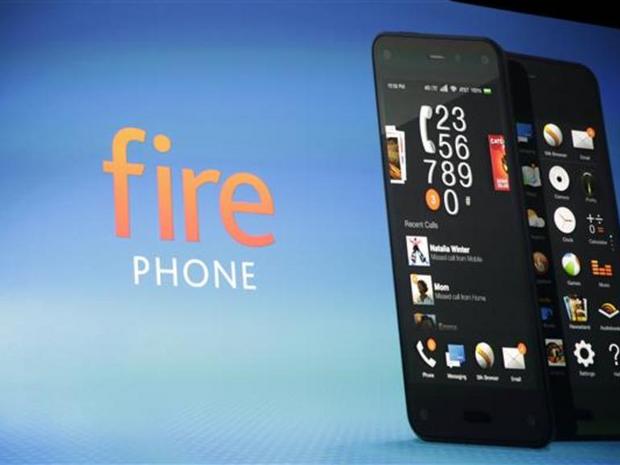 OS

　Kindle Fireタブレットと同様、Fire PhoneのOSではトップ画面に多数のアプリやウィジェットが表示され、下の方にはアプリのアイコンが並んでいる。