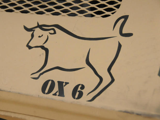 　SMSSは大量の装備を運搬できるため、「Ox」（雄牛）というニックネームを持っている。