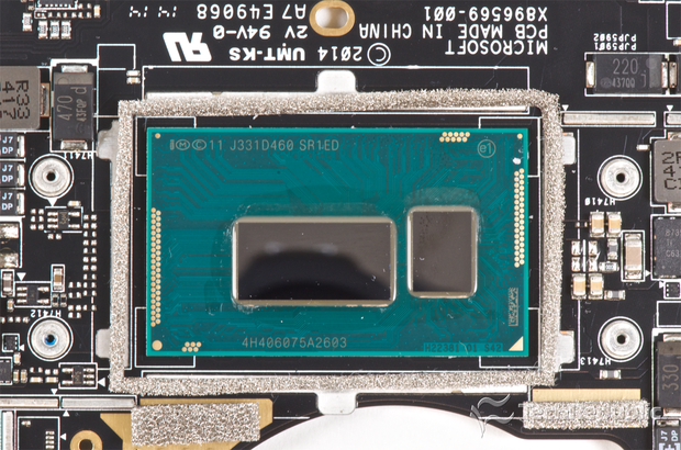 　Intelの1.9GHzの「Core i5-4300U」プロセッサ。