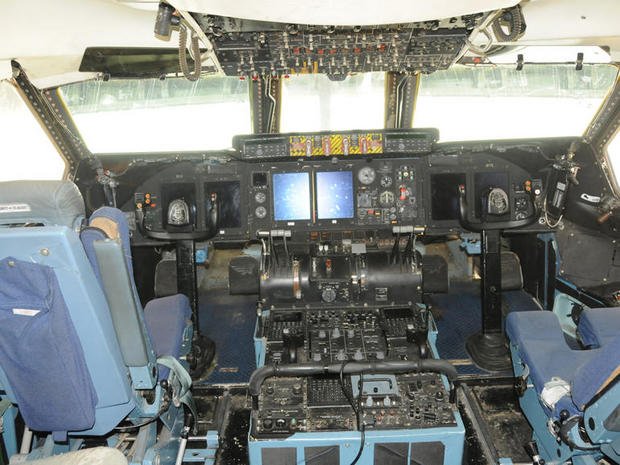 　Lockheed C-5 Galaxyの操縦室。