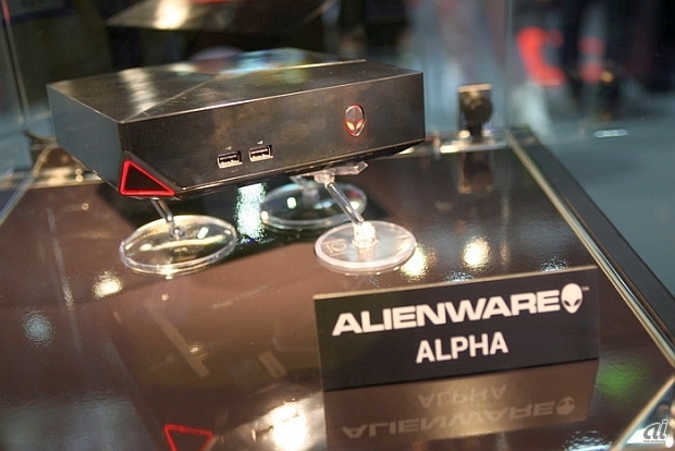 　デルはゲーミングPC「ALIENWARE」でブース出展。STEAMに特化したゲーム機「Alpha」の展示を行っている。