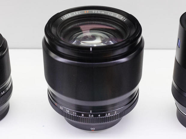　富士フイルムの「XF 90mm F2 R」レンズは、2015年に発売される予定だ。
