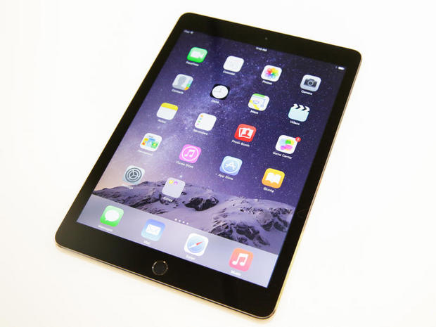 　iPad Air 2の事前予約は米国時間10月17日より開始され、出荷は同24日からとなっている。