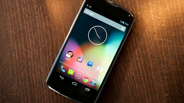 　LGと共同開発した「Nexus 4」は、「Android 4.2」（開発コード名：「Jelly Bean」）を初めて搭載したデバイスの１つだった。このスマートフォンは2012年の後半に発売された。