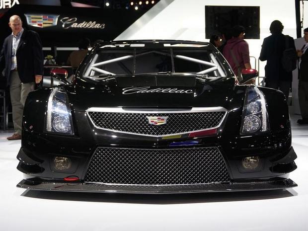 Cadillacの「ATS-V.R」

　Cadillacは新しい「ATS Coupe」の600馬力のレーシングバージョンを展示していた。