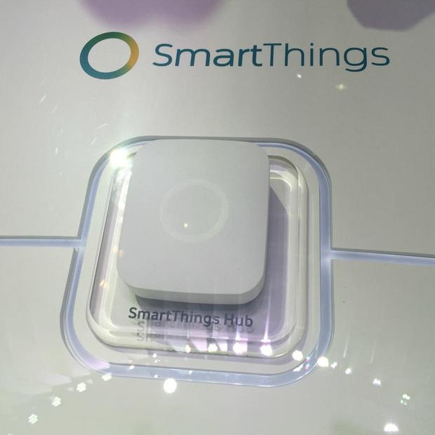 SmartThingsの次世代ハブとハードウェア

　SmartThingsはCES 2015で多くのスマートデバイスを発表した。その中には、新型のハブ、ドアおよび窓用センサ、電源タップ、モーションセンサや湿度検知器なども含まれている。