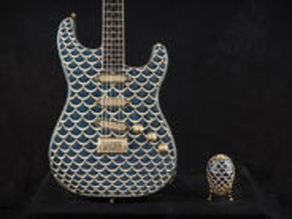 ダイヤ550個を使った豪華ギター--3D画像投影で再現の「ファベルジェのエッグ」仕様を写真で見る