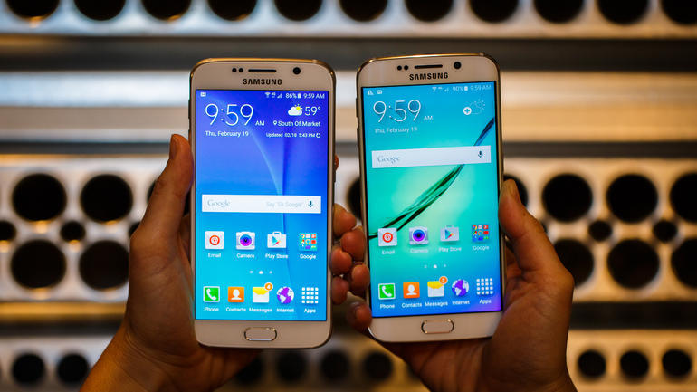 Galaxy S6とGalaxy S6 edge。見分けがつくだろうか？