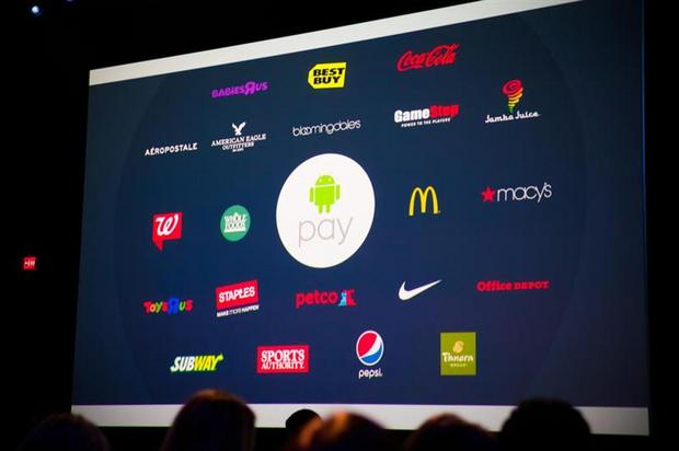 　Android Mには、Android Payもある。「Apple Pay」と競合する新決済サービスで、大手小売店などが対応する予定だ。