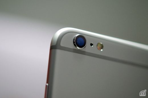 iPhone 6sで进化したカメラ机能、再生中に拡