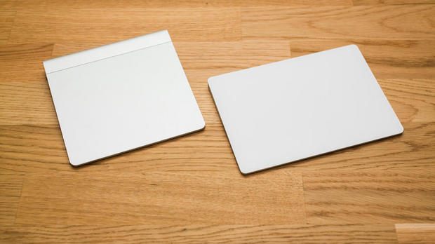 　「Magic Trackpad」（写真左）と「Magic Trackpad 2」（写真右）。