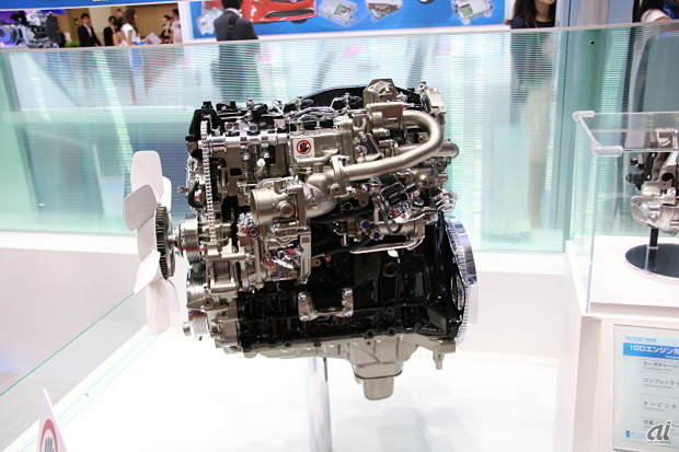 クリーンディーゼルはトヨタ車にもある。ランドクルーザープラドに搭載される2.8リッターディーゼルエンジン
