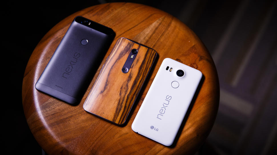 Nexus 5Xと競合製品。Moto X Pure Edition（別名Style）と新しいNexus 6P