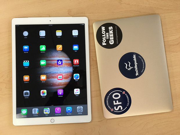 　iPad Proと12インチ「MacBook」2015モデル。