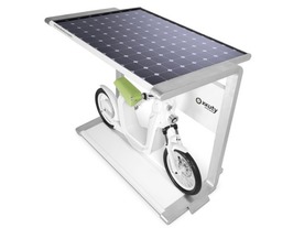 ソーラー充電スタンド付きの電動自転車「Xkuty One」--iPhone連携やBluetoothヘルメットも