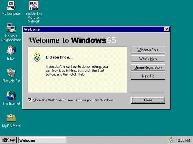 　1995年のデスクトップには、ささやかな3D効果とグラデーションが加わった。