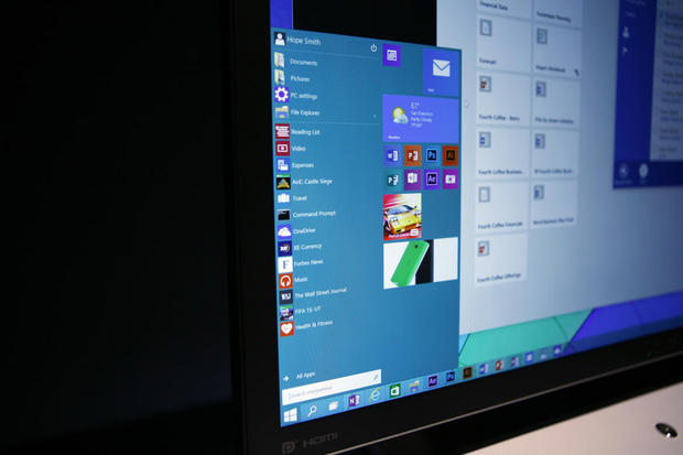 　Windows 10は2015年7月29日に販売が開始された。Windows 10のStartメニューによって古いものが再び新しくなっている。Startメニューは、タッチを中心としたWindows 8の要素とそれより古いWindowsで親しまれたデザインを組み合わせている。