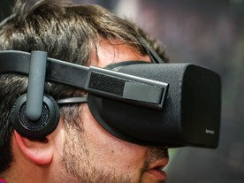 VRヘッドセット「Oculus Rift」、599ドルで予約受付開始