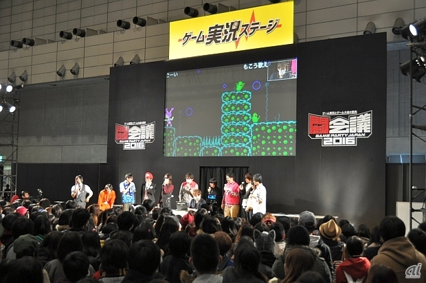 　「ゲーム実況ステージ」では人気実況プレイヤーが集まり、さまざまなゲームの実況プレイなどが行われた。