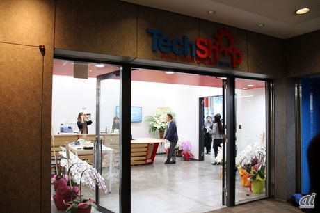 TechShop Tokyoの入り口。アークヒルズの3階になる