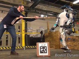 人型ロボ「Atlas」、新ビデオ公開--雪道を進み、人間の「イジワル」にも耐える