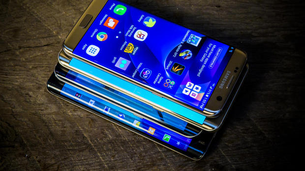 　サムスンは、Galaxy S7 edgeのエッジに大量の機能を詰め込んだ。