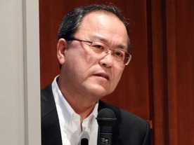 KDDI田中社長、ワイモバイルなどへの「流出が見られる」--UQ mobileで対抗へ