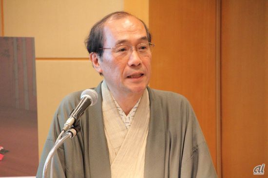 京都における伝統工芸産業の現状を語る、京都市長の門川大作氏