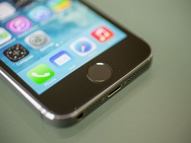 アップルが「iPhone」で価格操作、露当局が判断--罰金の可能性も
