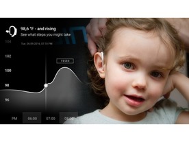 子どもを24時間見守る耳式ウェアラブル体温計「degree°」--急な高熱を警告