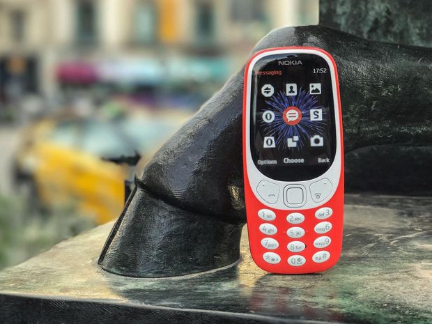 　皆さんの関心と財布を勝ち取るため、デバイスメーカーは懐古趣味に訴えようとしている。この傾向はしばらく続くとみていいだろう。

　「Nokia 3310」が2017年に復活した（ようなものだ）。カラーディスプレイとカメラを除けば、この新バージョンは基本的に2000年の初代Nokia 3310と同じだ。