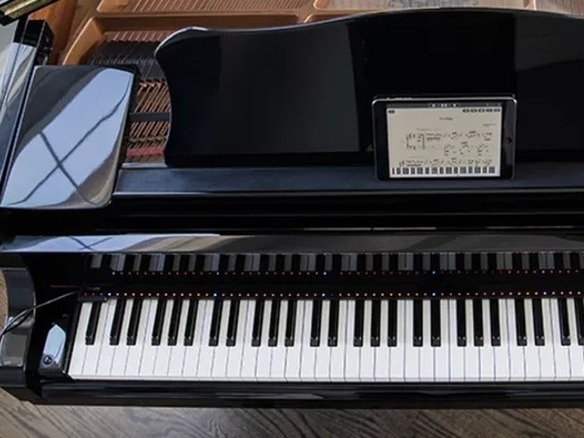 ピアノの押さえる鍵盤を光って教える「Piano Hi-Lite」--88鍵すべてをカバー
