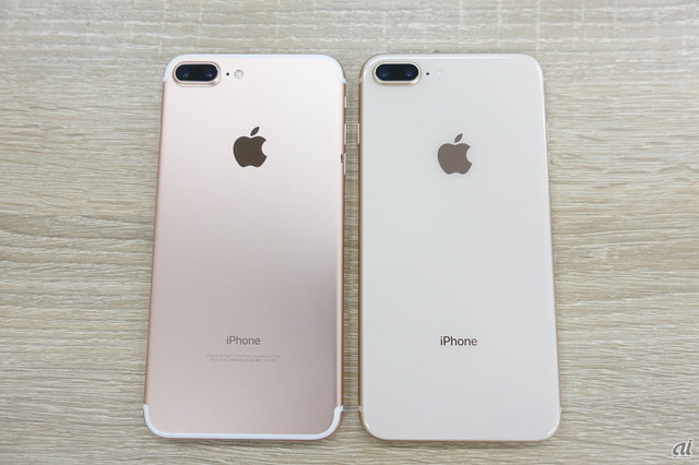　iPhone 7 Plus（左）とiPhone 8 Plus（右）。