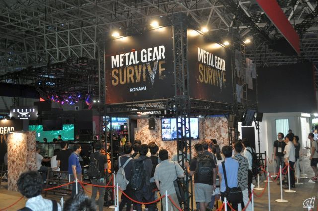 　サバイバルアクションゲーム「METAL GEAR SURVIVE」が試遊可能な状態で出展。	