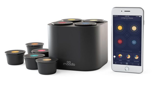 Moodoの芳香デバイス

　Wi-Fiに接続し、「Alexa」に対応するこの芳香デバイスは、家の中に香りを提供してくれる。

　価格は189ドル（約2万1000円）。