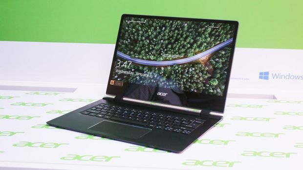 Acer「Swift 7」

　Acerが発表した厚さ8.98mmの薄型ノートPC「Swift 7」は、2018年のCESで登場した中で今のところ最も薄いノートPCだ。

　価格は1699ドル（約19万1400円）からとなり、4月に出荷を予定している。