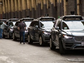 Uberの自動運転車で死亡事故--公道試験を停止