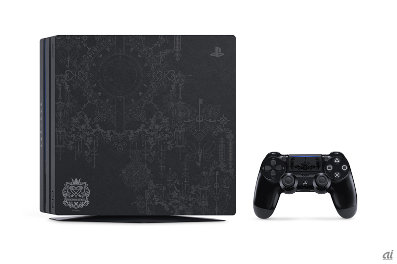 「PlayStation 4 Pro KINGDOM HEARTS III LIMITED EDITION」PS4 Pro本体、コントローラ
