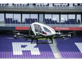 ウィーンで自律飛行マルチコプター「EHang 216」をデモ飛行--2020年には量産へ
