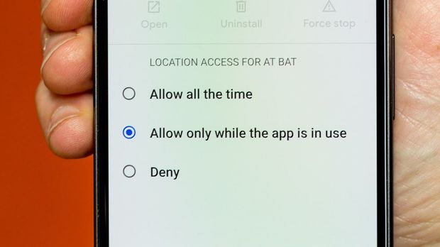 　Android Qでは、アプリがユーザーの位置情報にアクセスするのをより細かく制限できる。アクセスのタイミングを「常時」「使用中」「拒否」の中からを選べる。