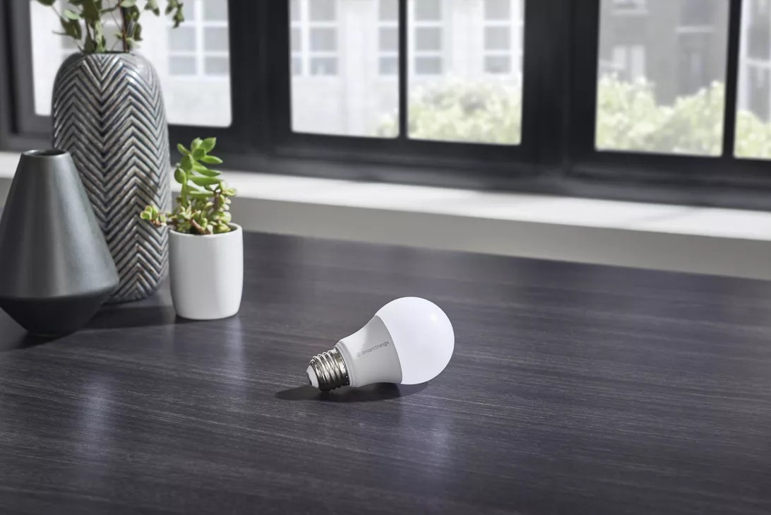 SmartThings Smart Bulb