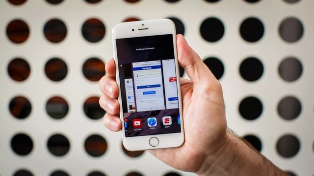 　Ive氏は2013年の「iOS 7」へのアップグレードに一役買っていた。