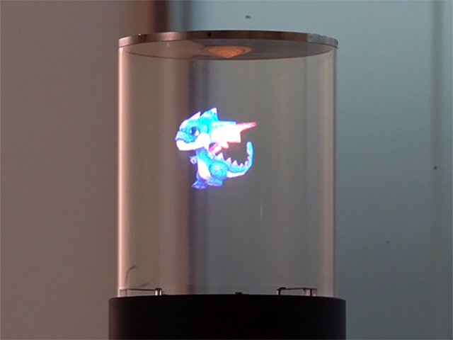 ホログラムスクリーン技術を使った360度映像表示可能な円筒透明スクリーンディスプレイ