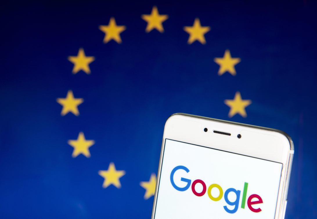 EUとGoogleのロゴ