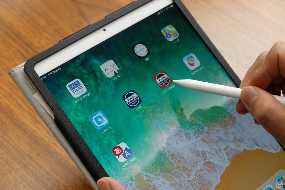 栃木銀行は、iPad Pro 10.5インチ（2017年モデル）とApple Pencilを導入。クラウドCRMサービスを導入し、“攻めた”営業をスタートした