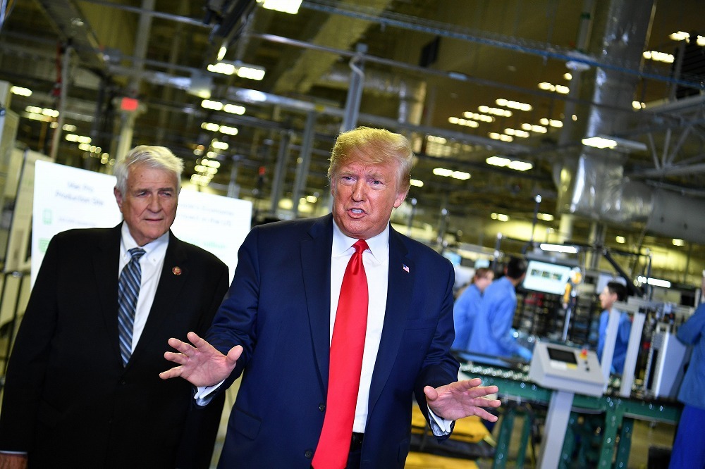 11月、オースティンにあるMac Proの製造施設を訪れたTrump大統領