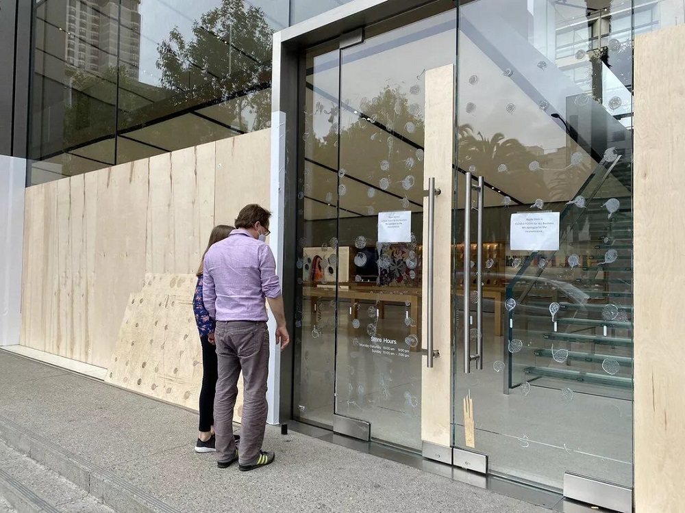 サンフランシスコのユニオンスクエアにあるApple Storeは5月31日、安全への懸念から休業した