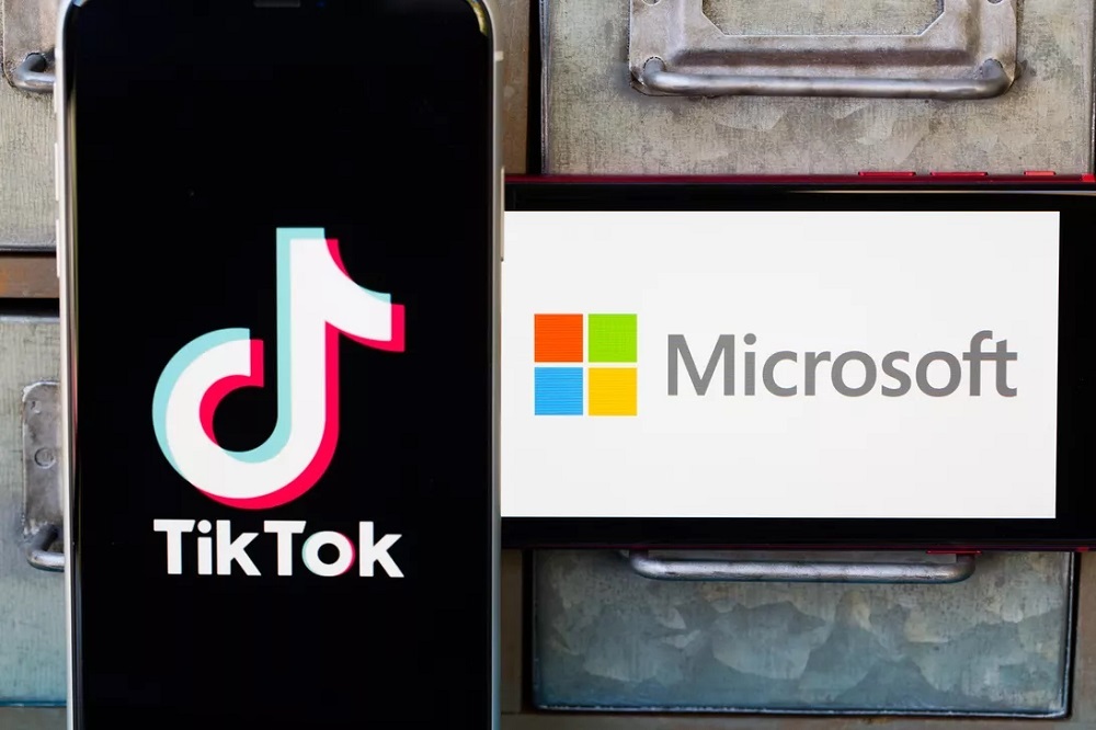 TikTokとMicrosoftのロゴ