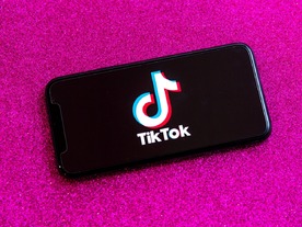 TikTok、児童のデータ収集めぐり英国で提訴される